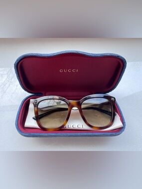 Gucci Tortoiseshell Sunglasses - classic core collection round/ cats eye style
